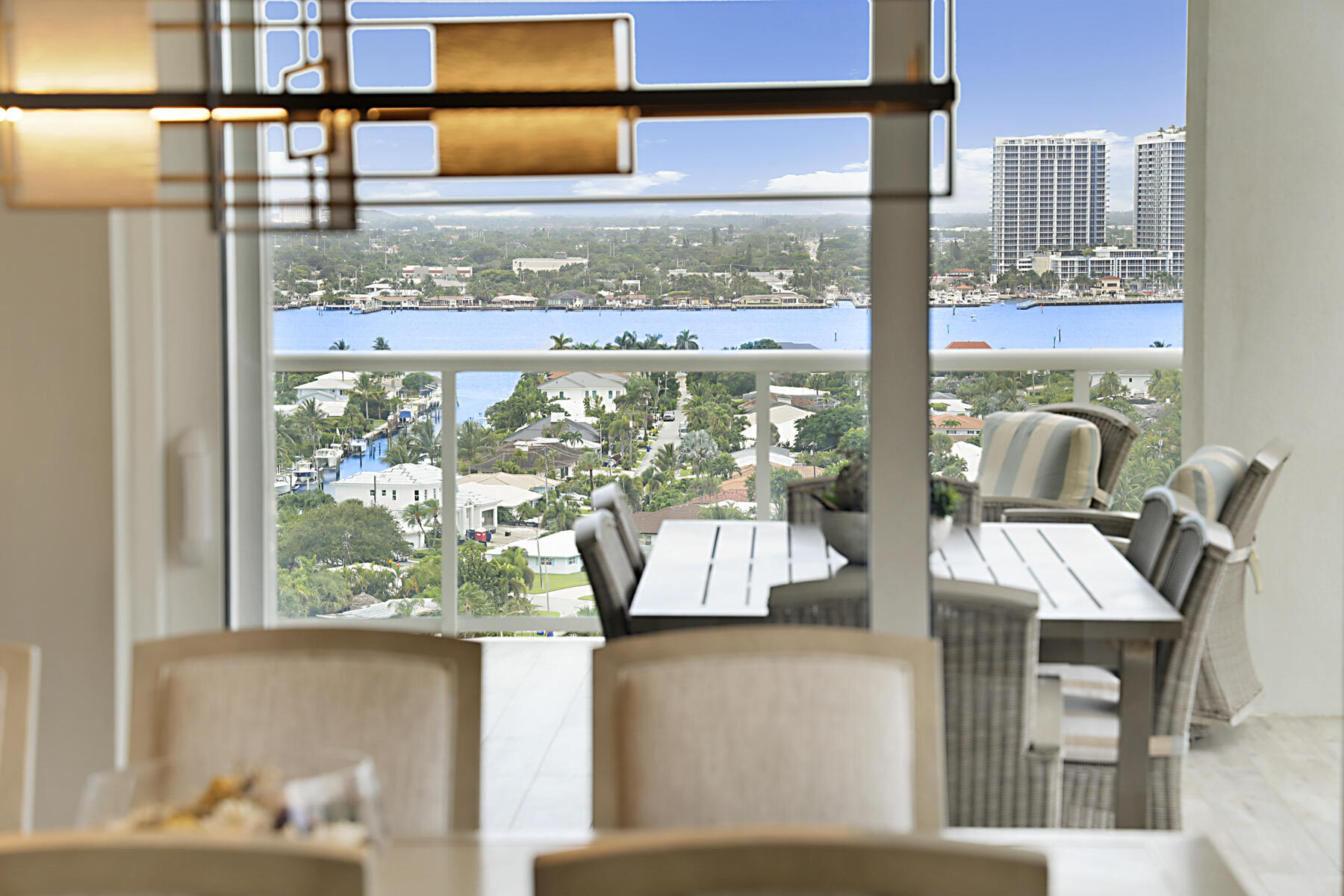 VISTABLUE SINGER ISLAND CONDO - Residential