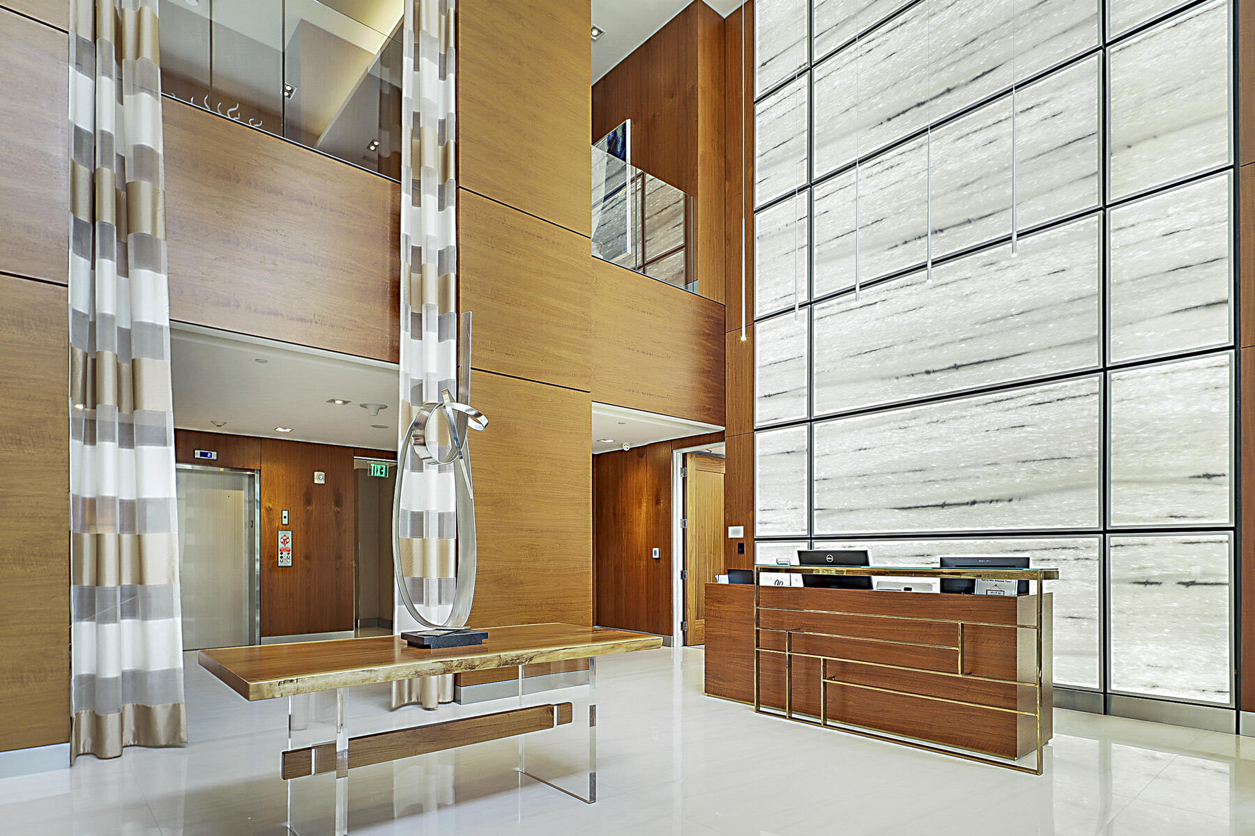 VISTABLUE SINGER ISLAND CONDO - Residential