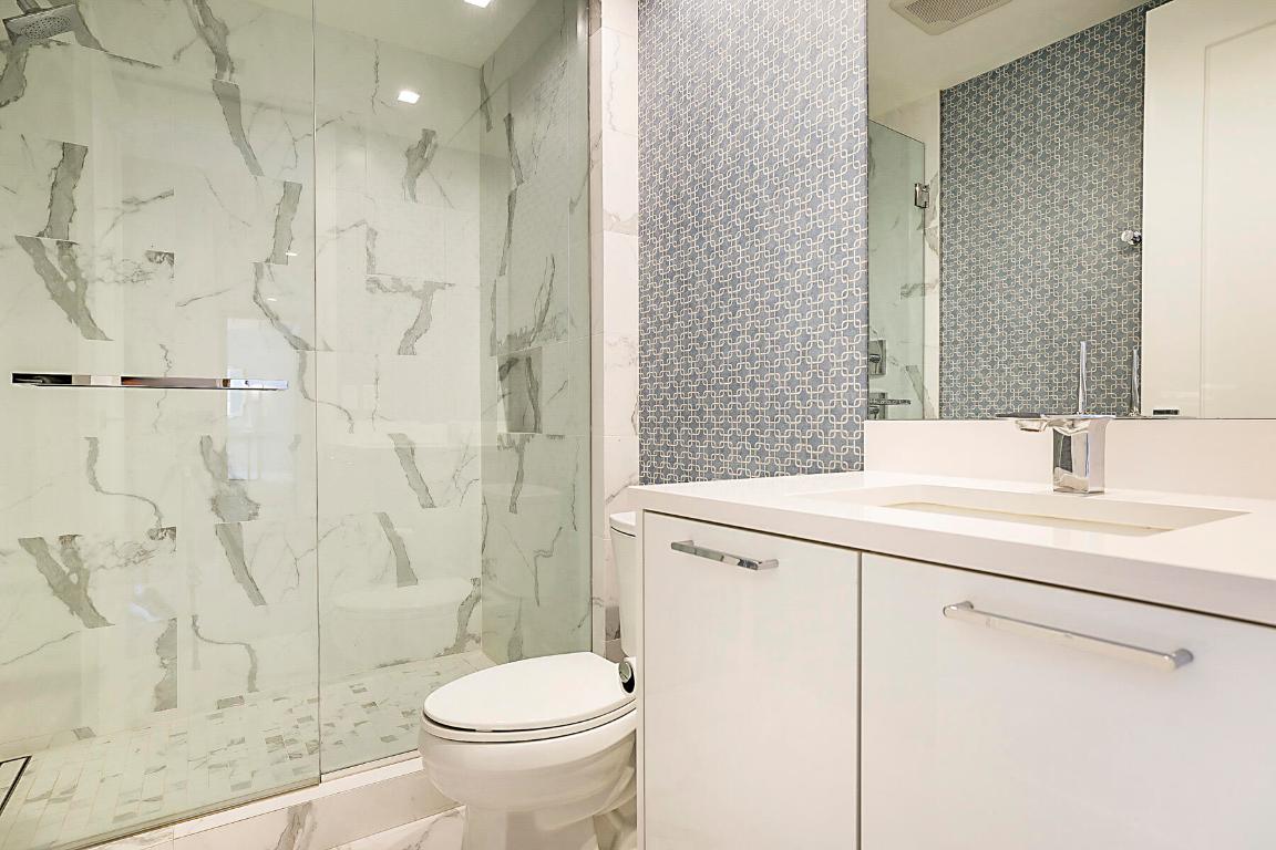 VISTABLUE SINGER ISLAND CONDO - Residential