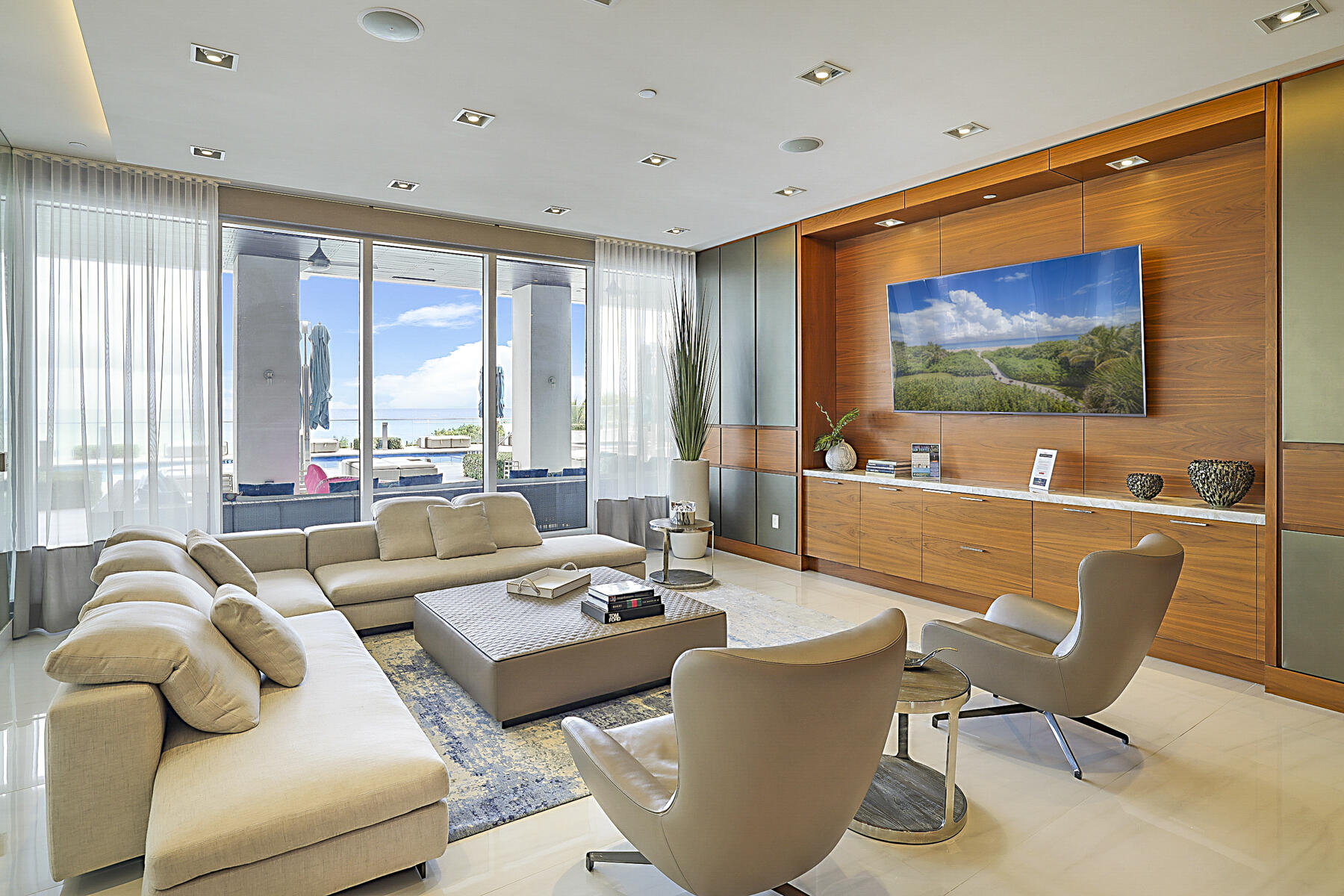 VISTABLUE SINGER ISLAND CONDO - Residential