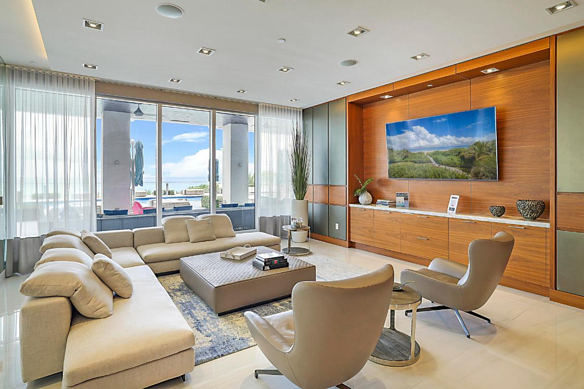 VISTABLUE SINGER ISLAND CONDO - Residential