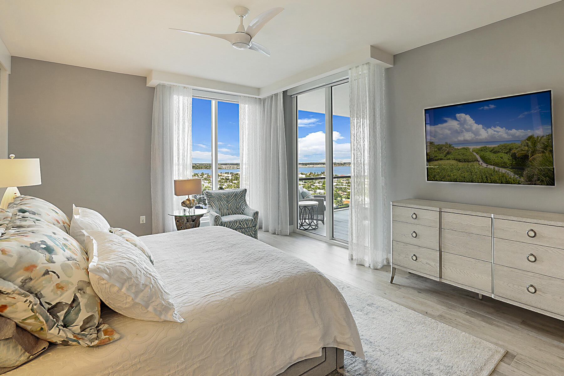 VISTABLUE SINGER ISLAND CONDO - Residential