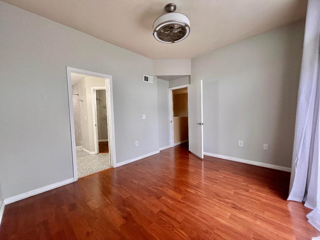 PALM LAKE CONDO - Residential Lease