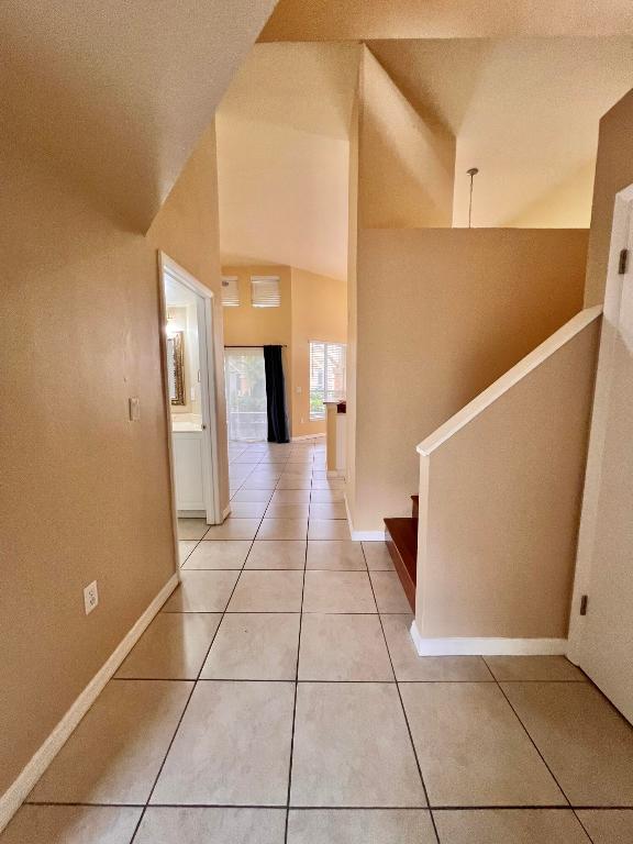 PALM LAKE CONDO - Residential Lease