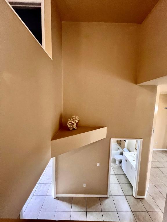 PALM LAKE CONDO - Residential Lease