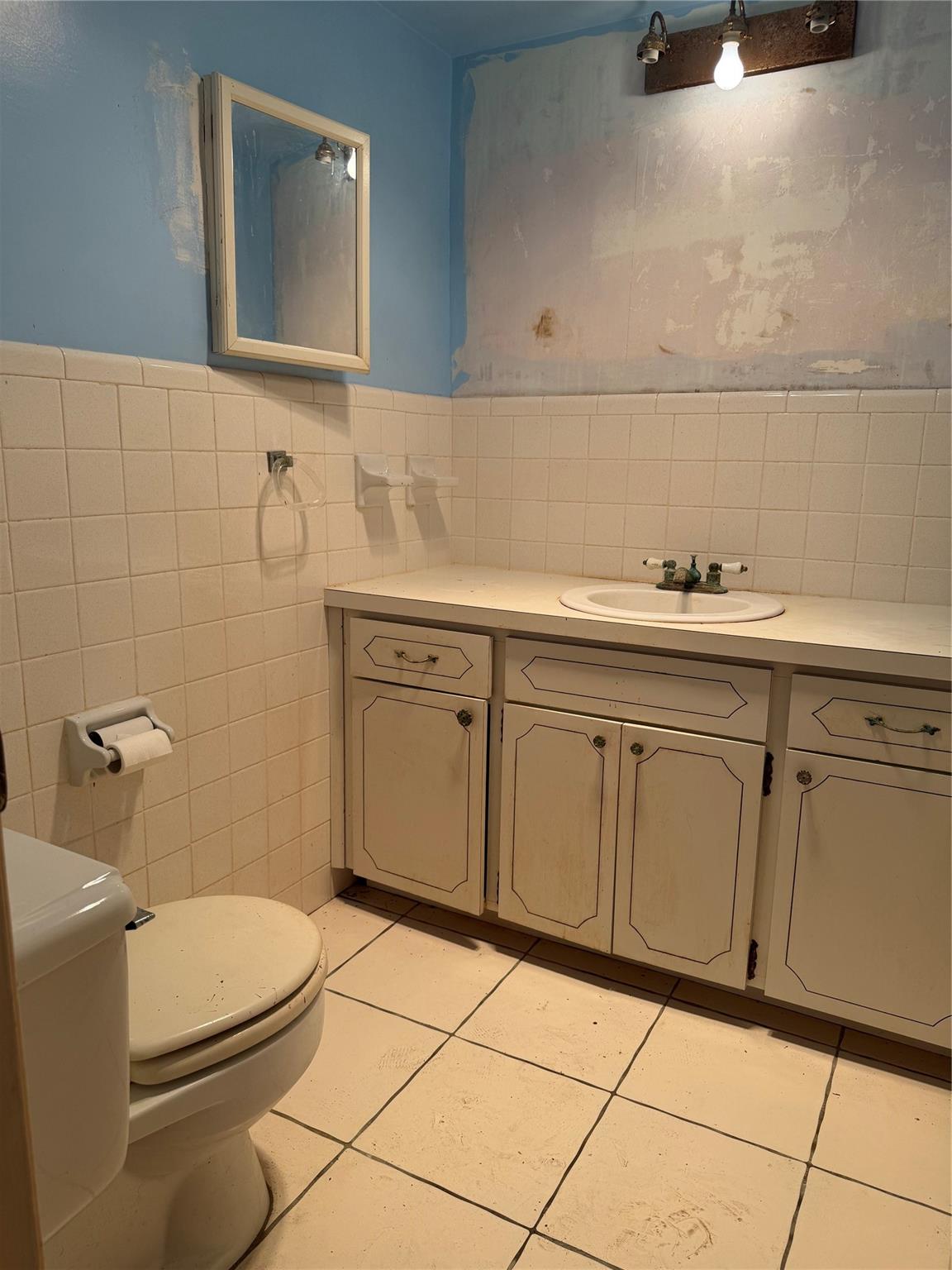 KA-MAR CONDO - Residential