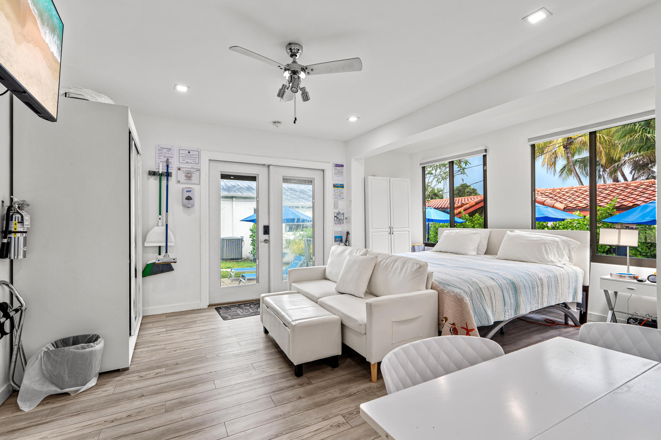 Las Olas By The Sea Ext - Residential