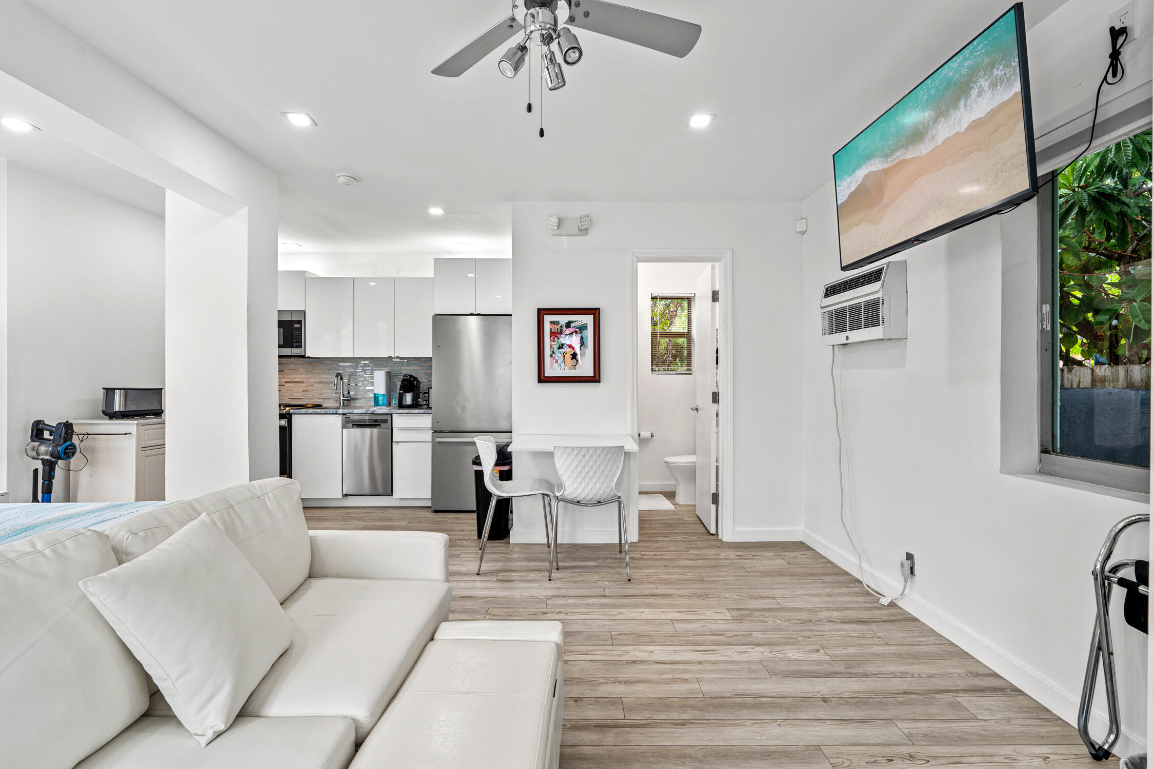 Las Olas By The Sea Ext - Residential