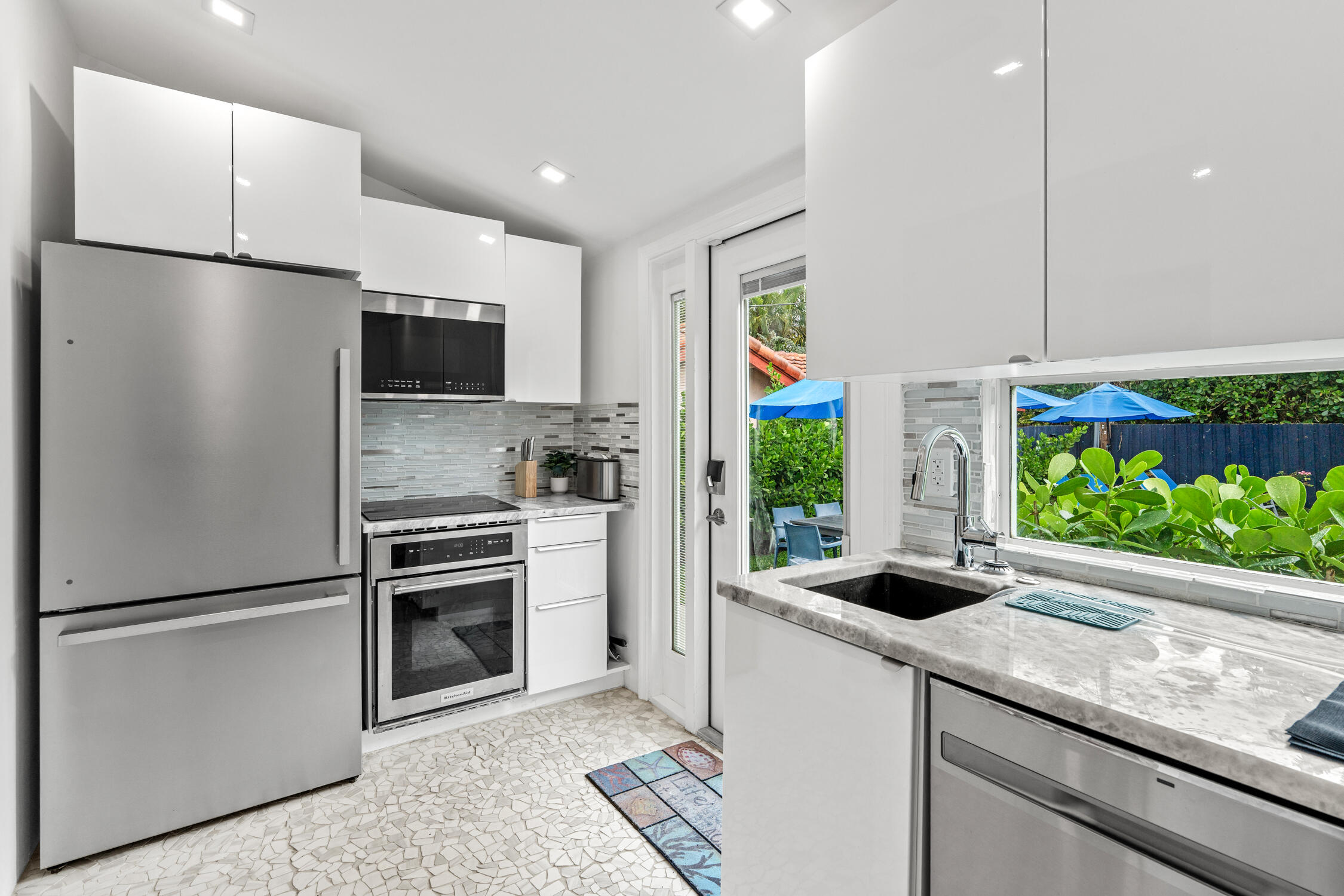 Las Olas By The Sea Ext - Residential