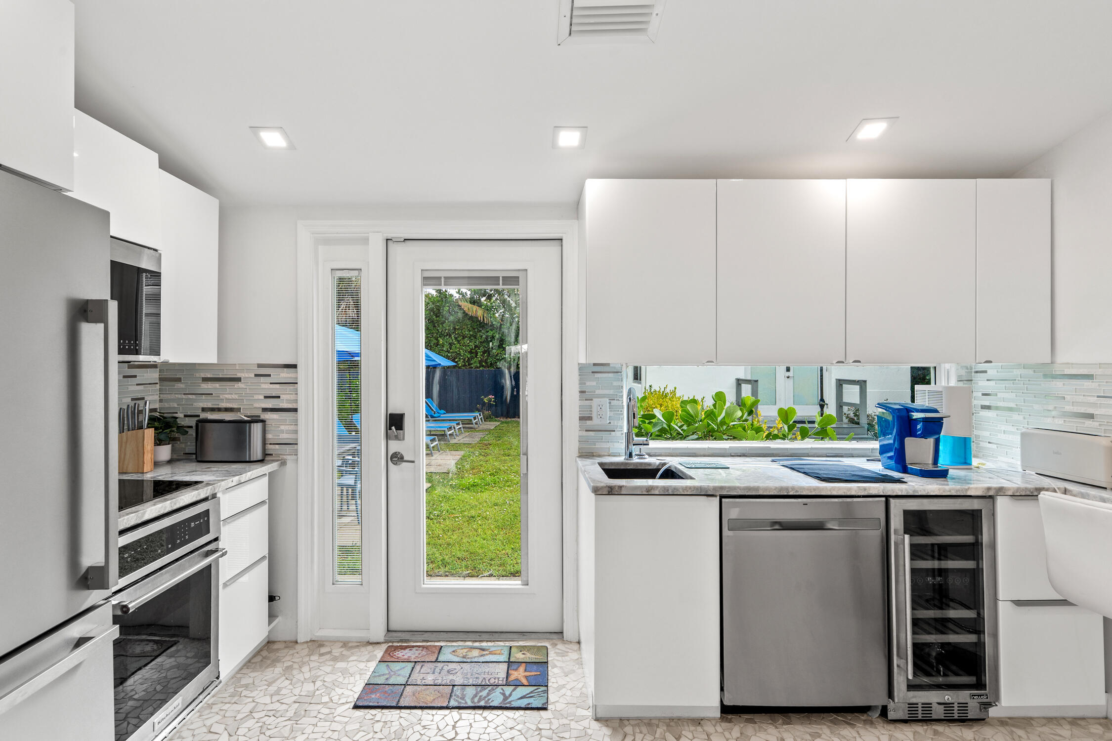 Las Olas By The Sea Ext - Residential