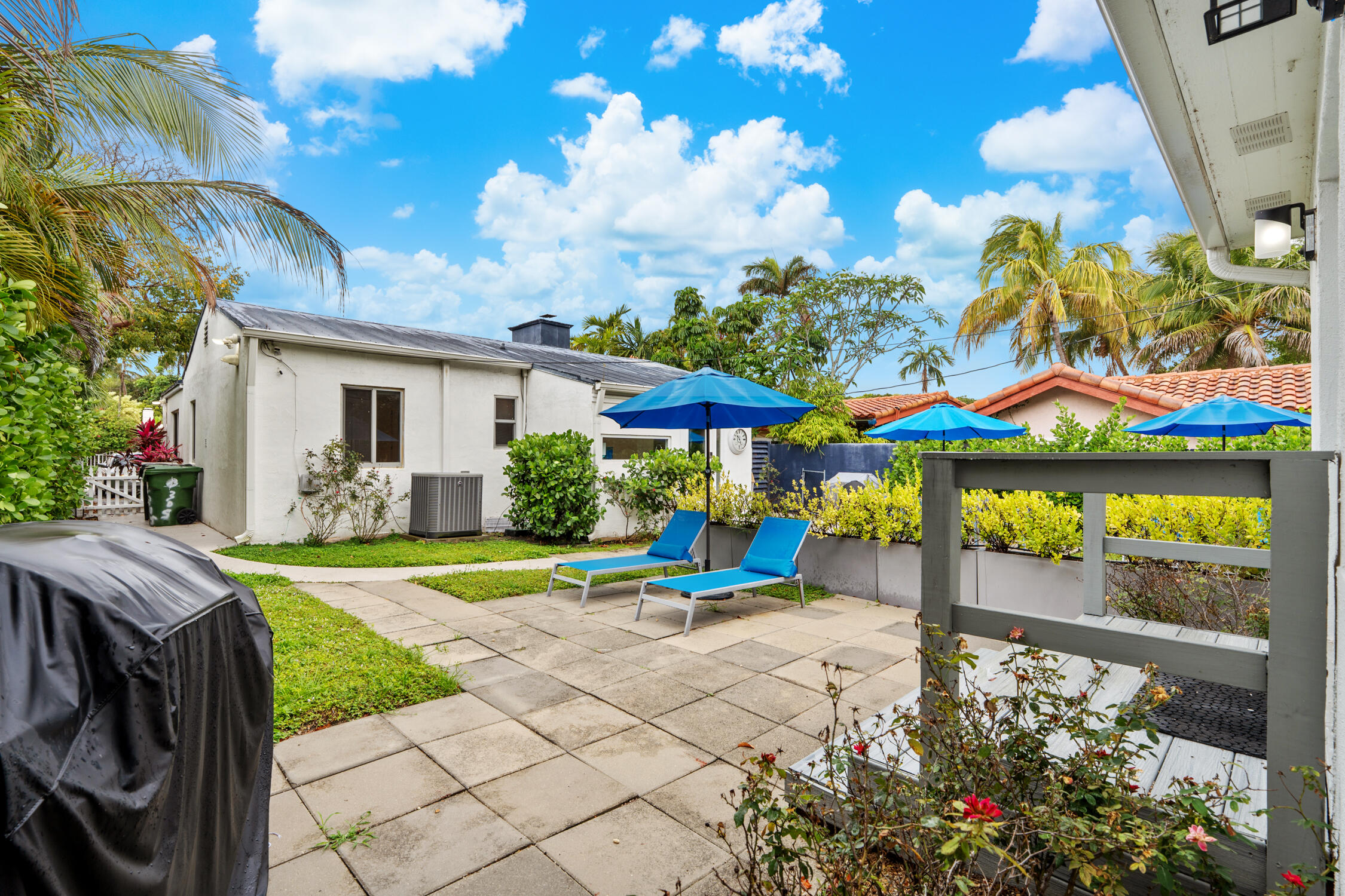 Las Olas By The Sea Ext - Residential