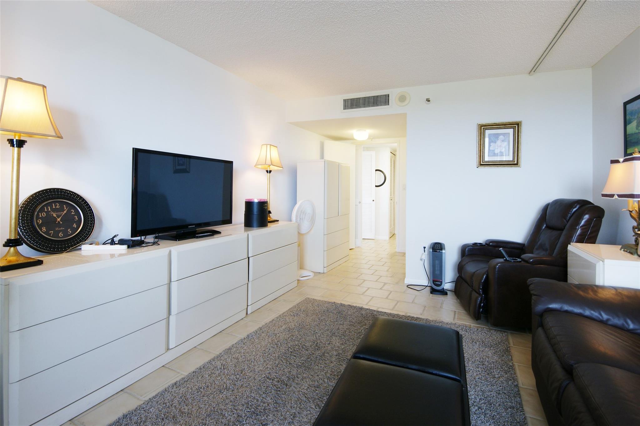 The Envoy - Residential