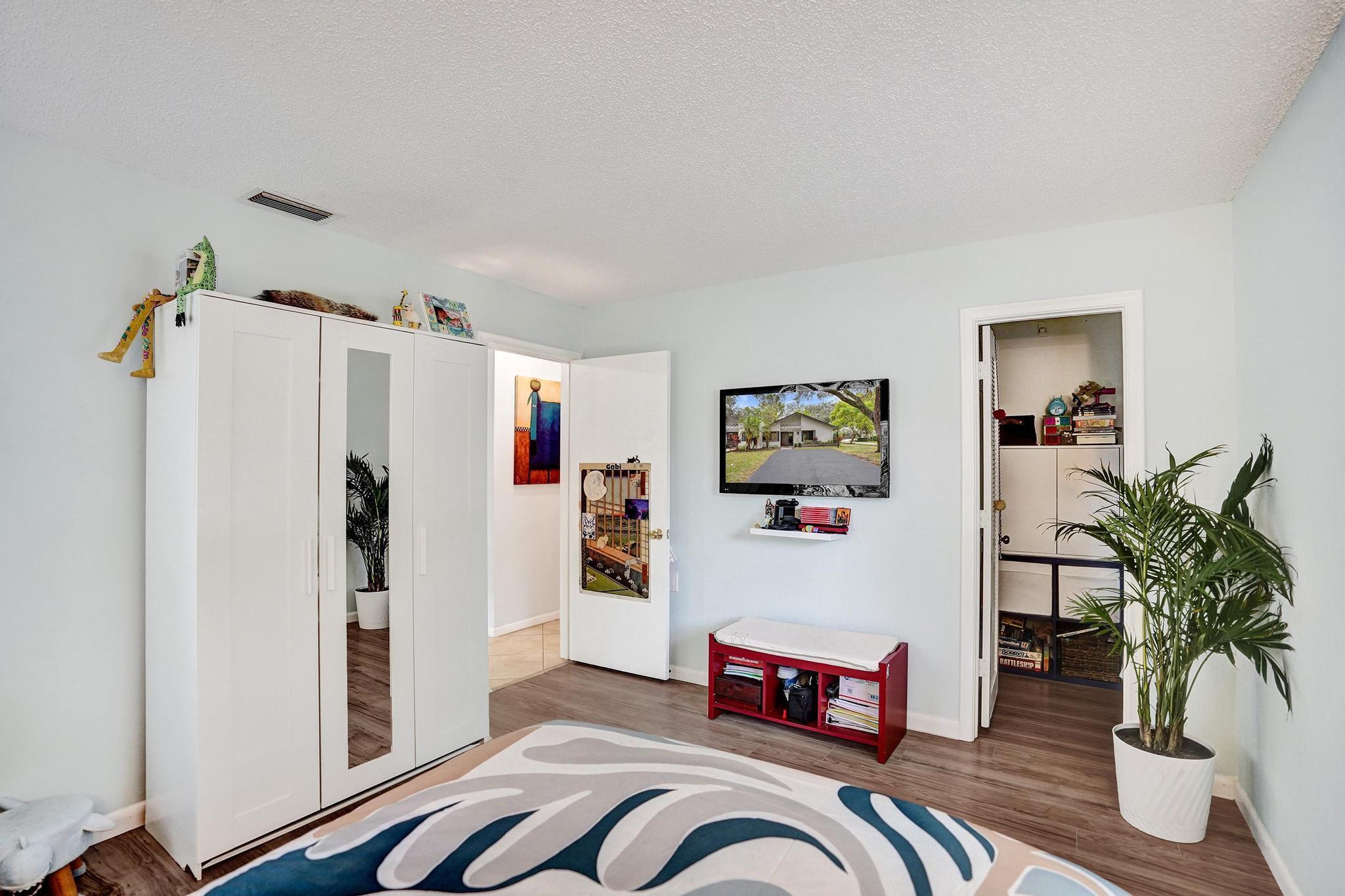 SHADYWOODS PH TWO - Residential