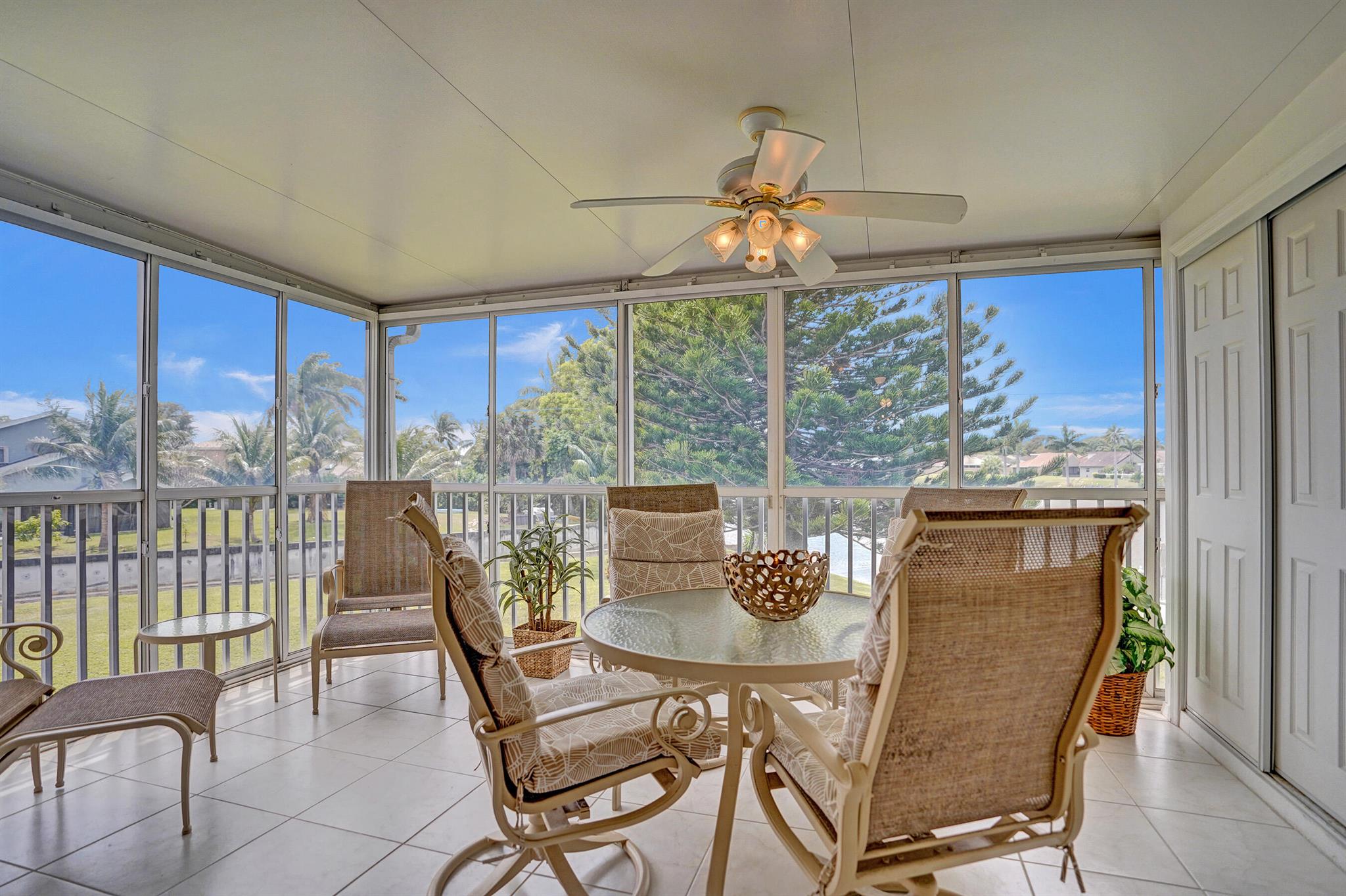1260 NW 20th Avenue 203