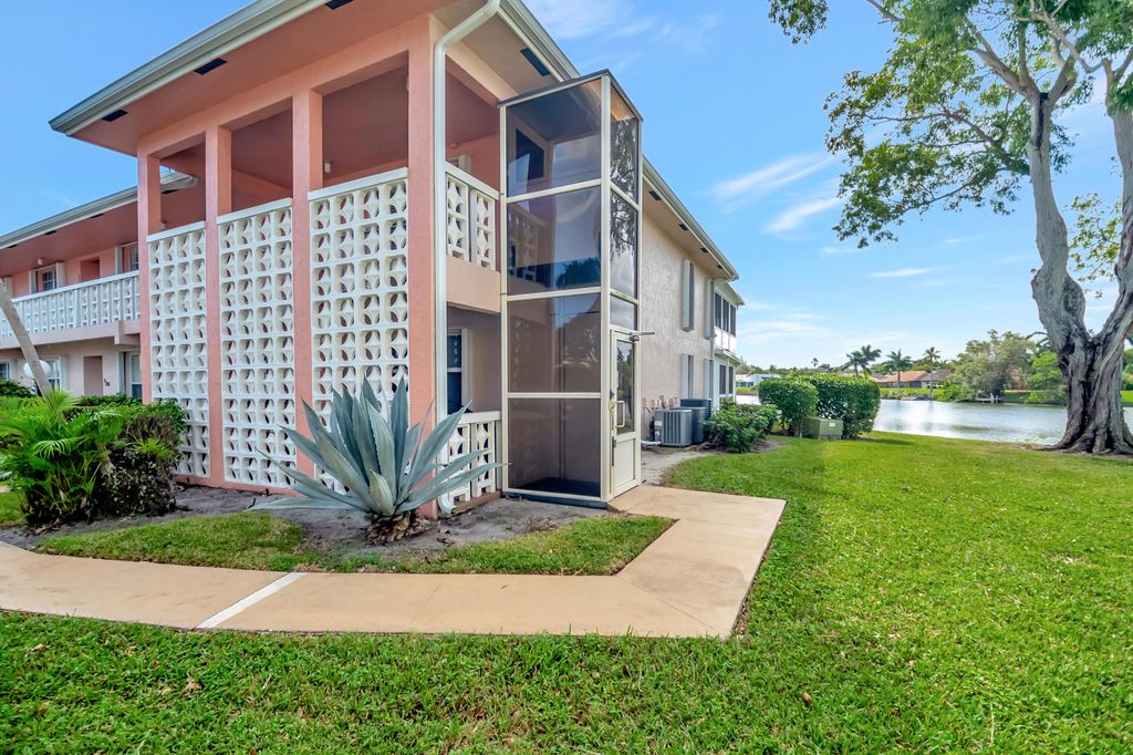 Photo of 1260 NW 20th Avenue #203, Delray Beach, FL 33445 (MLS # R11120179)