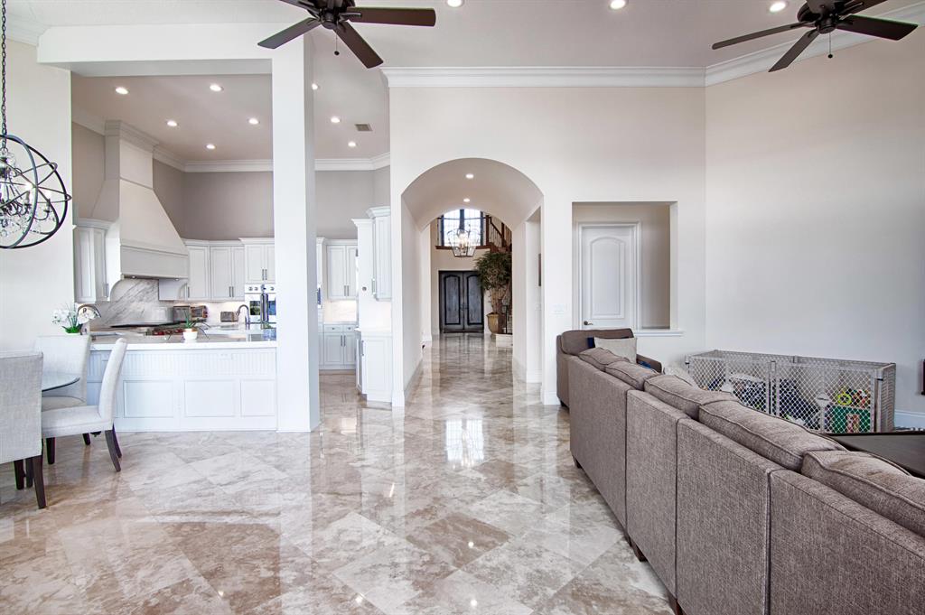 POINT MANALAPAN PL 3 IN - Residential