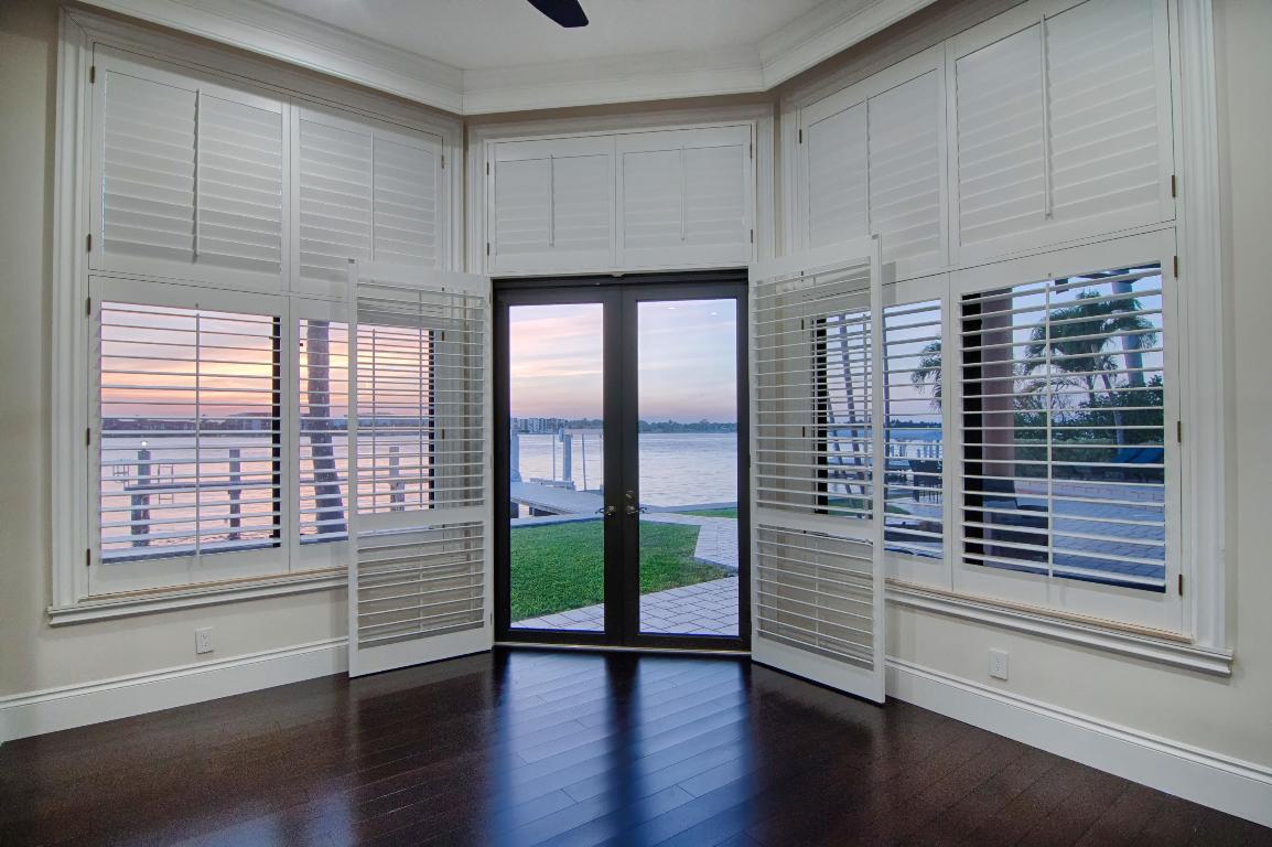 POINT MANALAPAN PL 3 IN - Residential