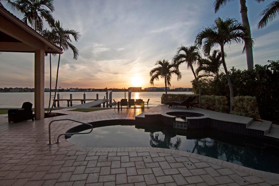 POINT MANALAPAN PL 3 IN - Residential