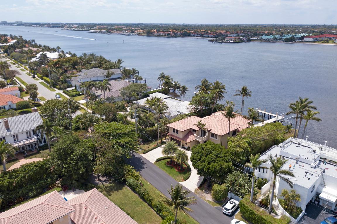 POINT MANALAPAN PL 3 IN - Residential