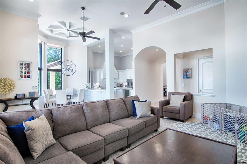 POINT MANALAPAN PL 3 IN - Residential