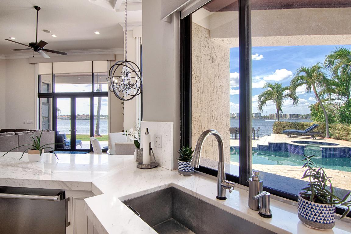 POINT MANALAPAN PL 3 IN - Residential