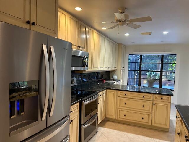 HOLIDAY PINES SUBDIVISION - Residential