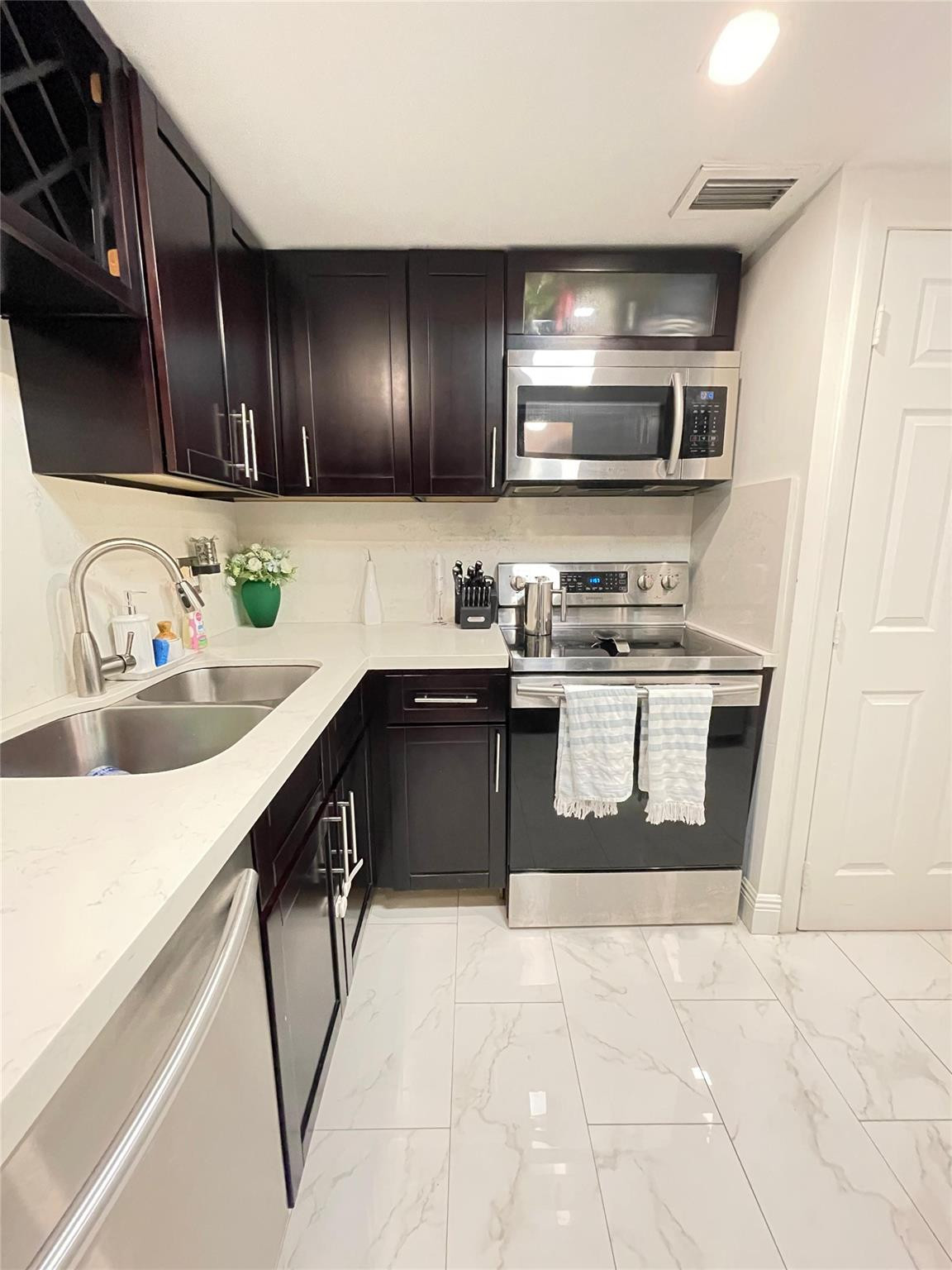 Manors of Inverrary - Residential