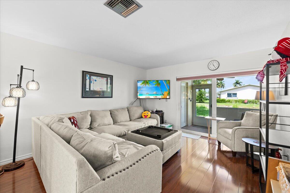 2621 Barkley Drive W A
