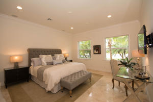 PALM BEACH POINT EAST - Residential