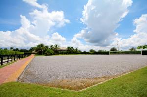 PALM BEACH POINT EAST - Residential