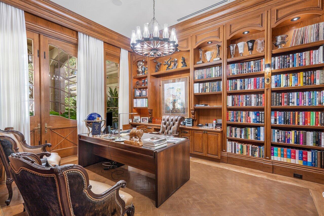 ST ANDREWS COUNTRY CLUB - Residential