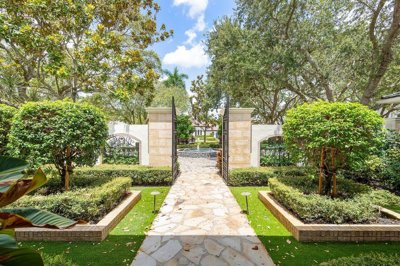 ST ANDREWS COUNTRY CLUB - Residential