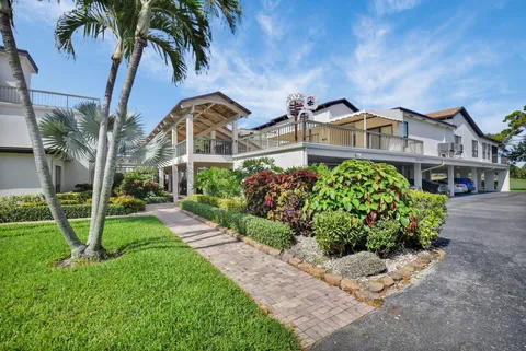 730 Greensward Court Unit 107-J, Delray Beach, FL MLS: R11092876