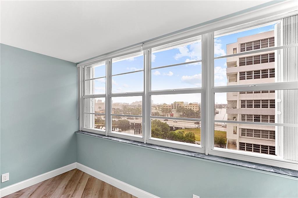 EAST POINT TOWERS CONDO - Residential