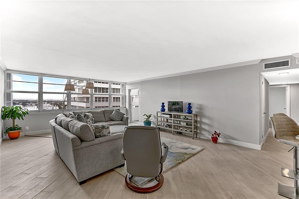 EAST POINT TOWERS CONDO - Residential