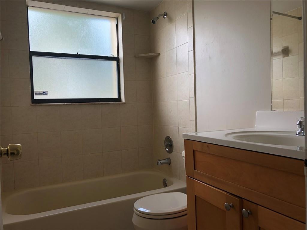11034 ROYAL PALM Boulevard 2-5