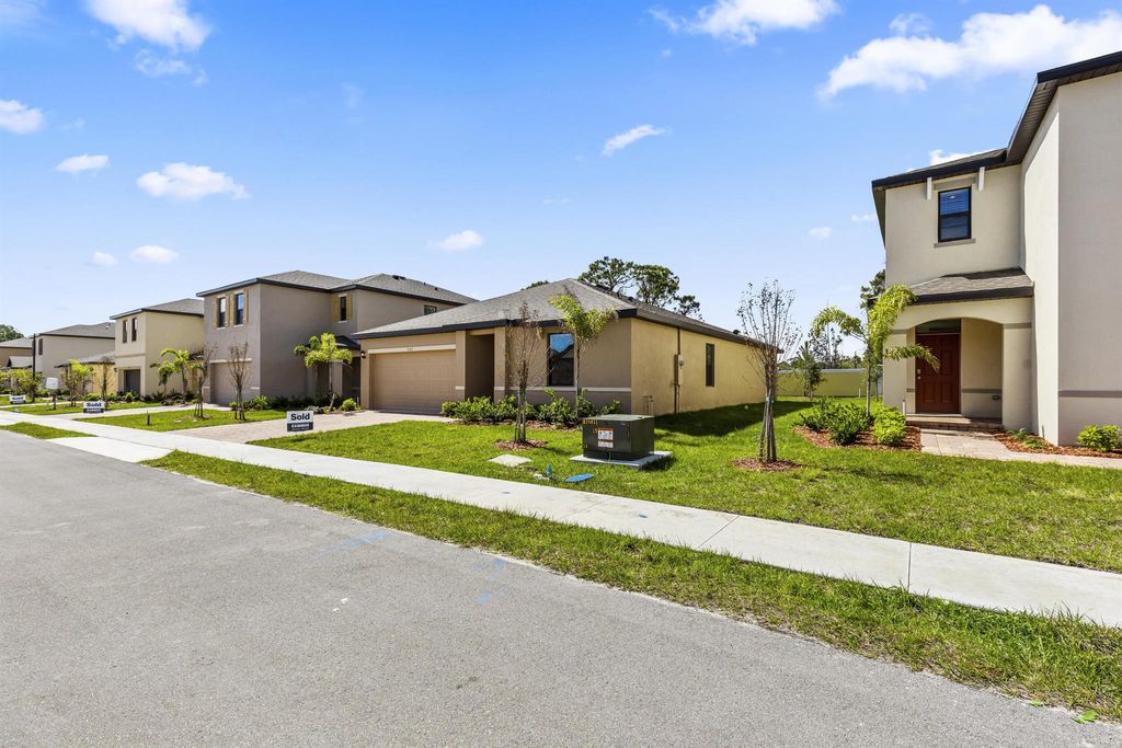 Photo of 553 Sea Spray Drive, Fort Pierce, FL 34945 (MLS # R11068171)