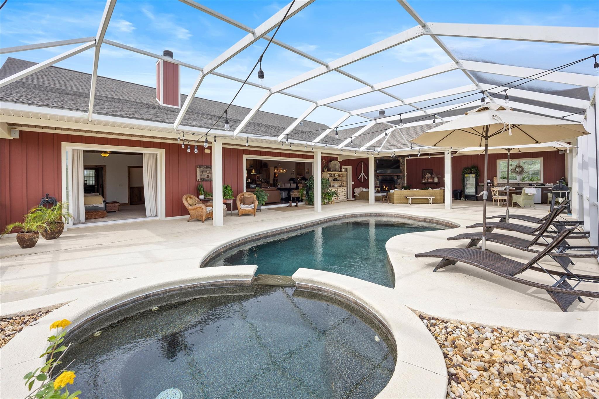 SADDLE RIDGE SUB - Residential