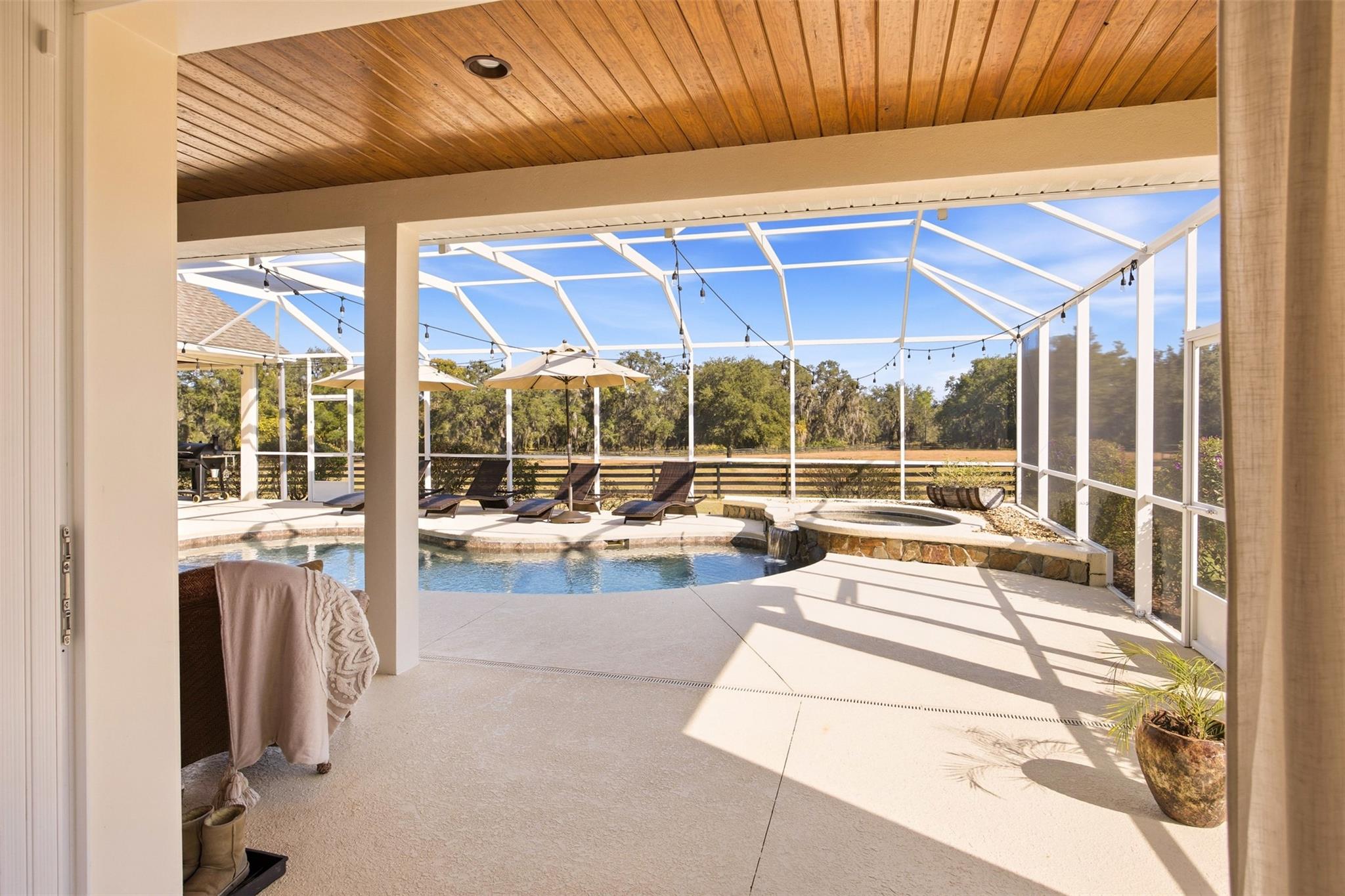 SADDLE RIDGE SUB - Residential