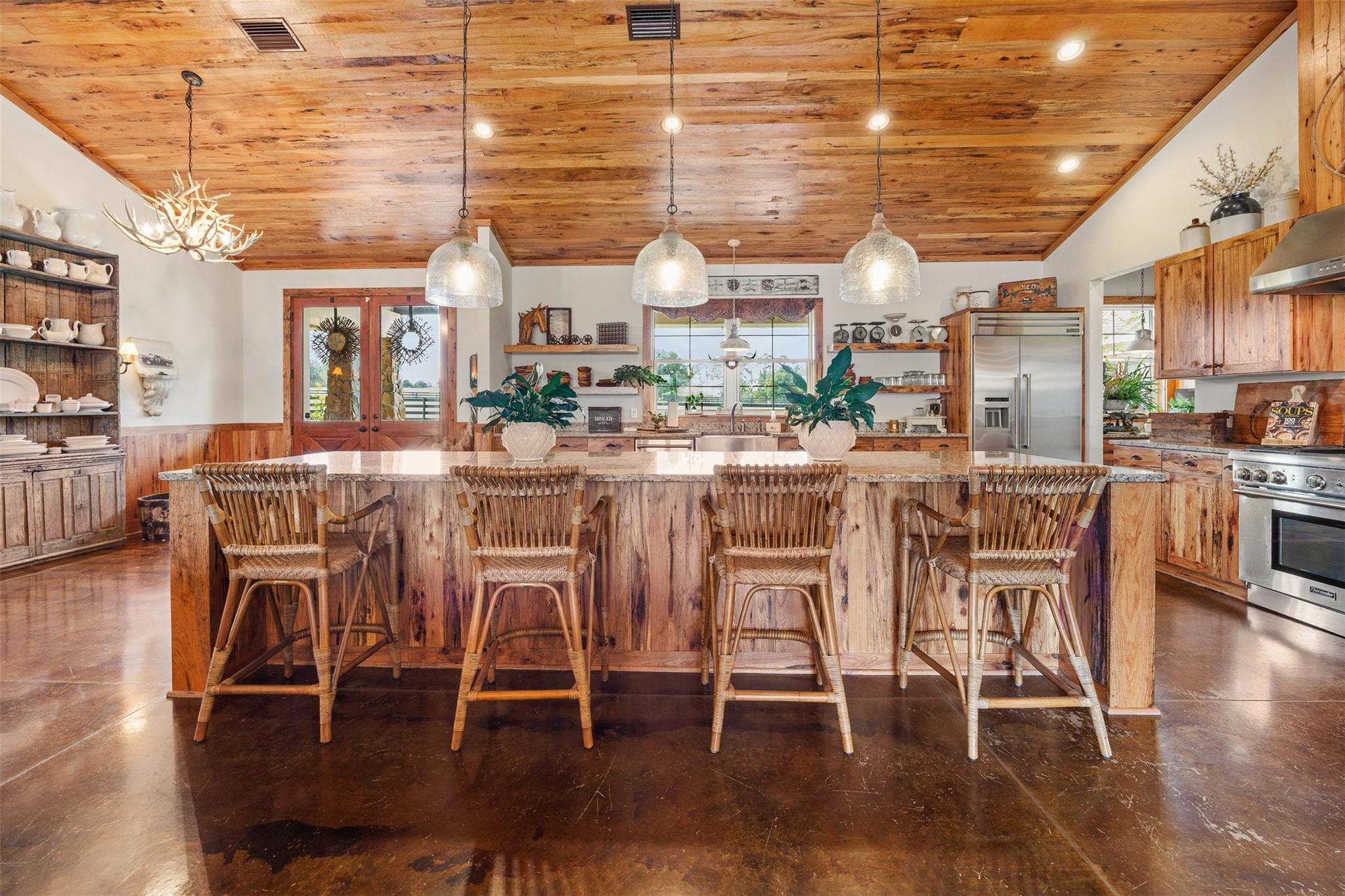 SADDLE RIDGE SUB - Residential