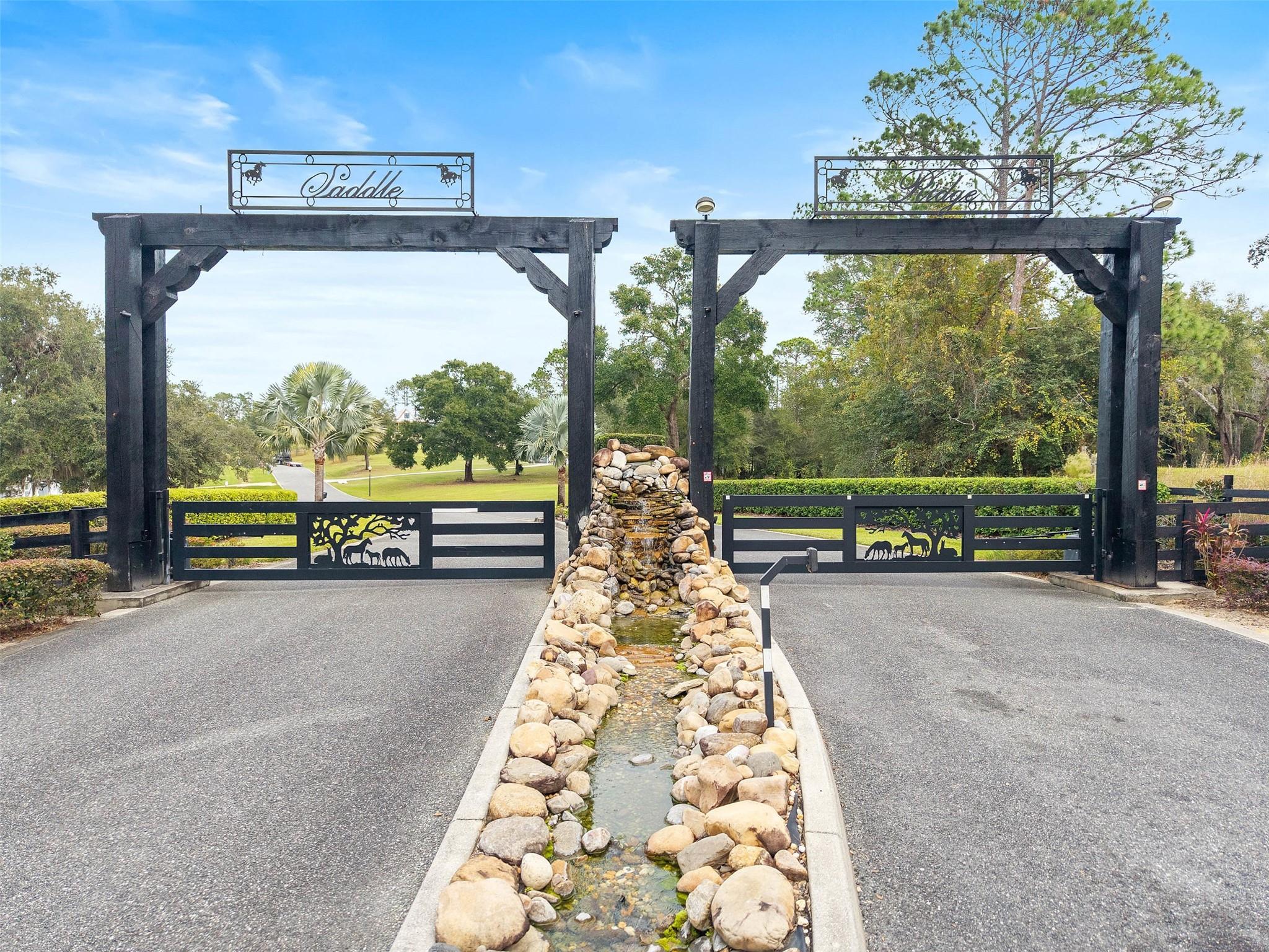 SADDLE RIDGE SUB - Residential