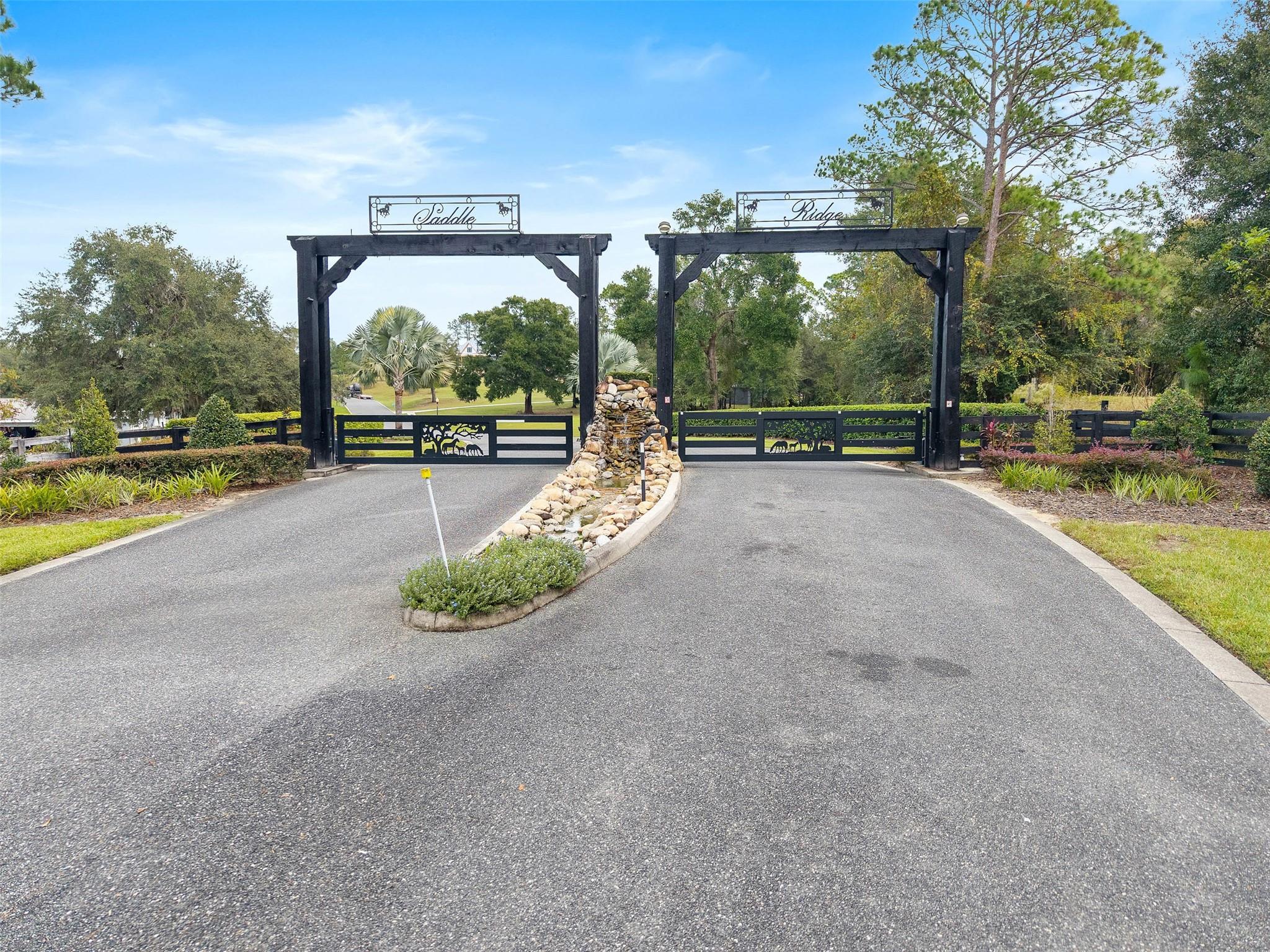 SADDLE RIDGE SUB - Residential