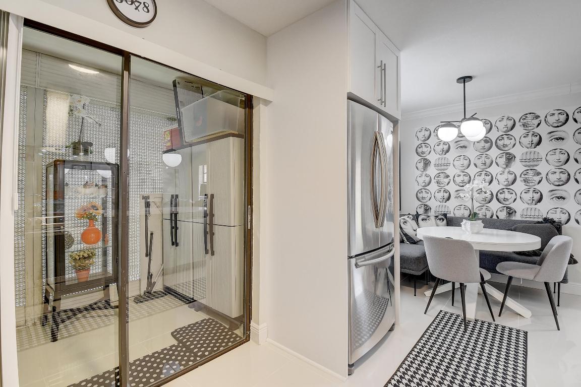 KINGS POINT CAPRI CONDOS - Residential