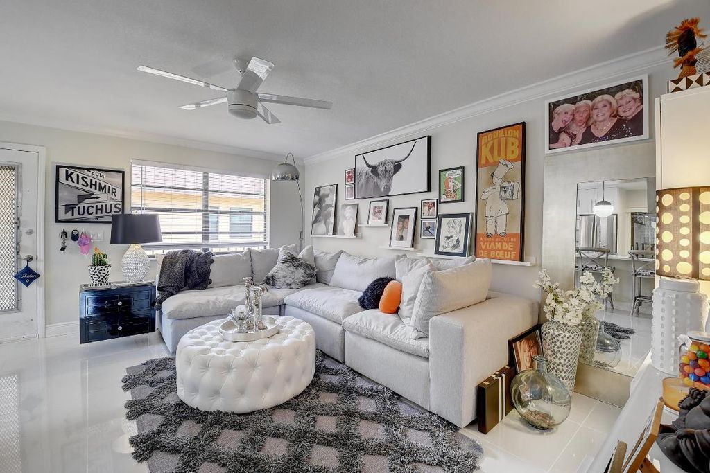 Photo of 274 Capri F, Delray Beach, FL 33484 (MLS # R11125465)