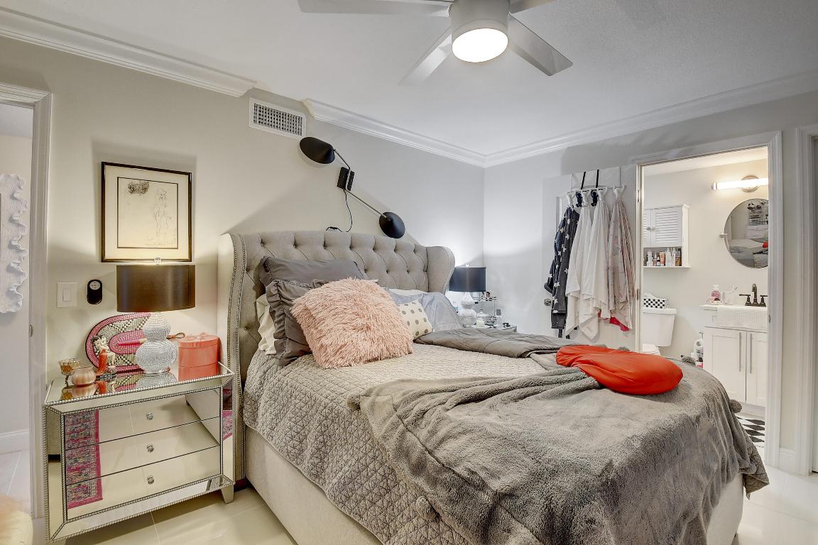 KINGS POINT CAPRI CONDOS - Residential