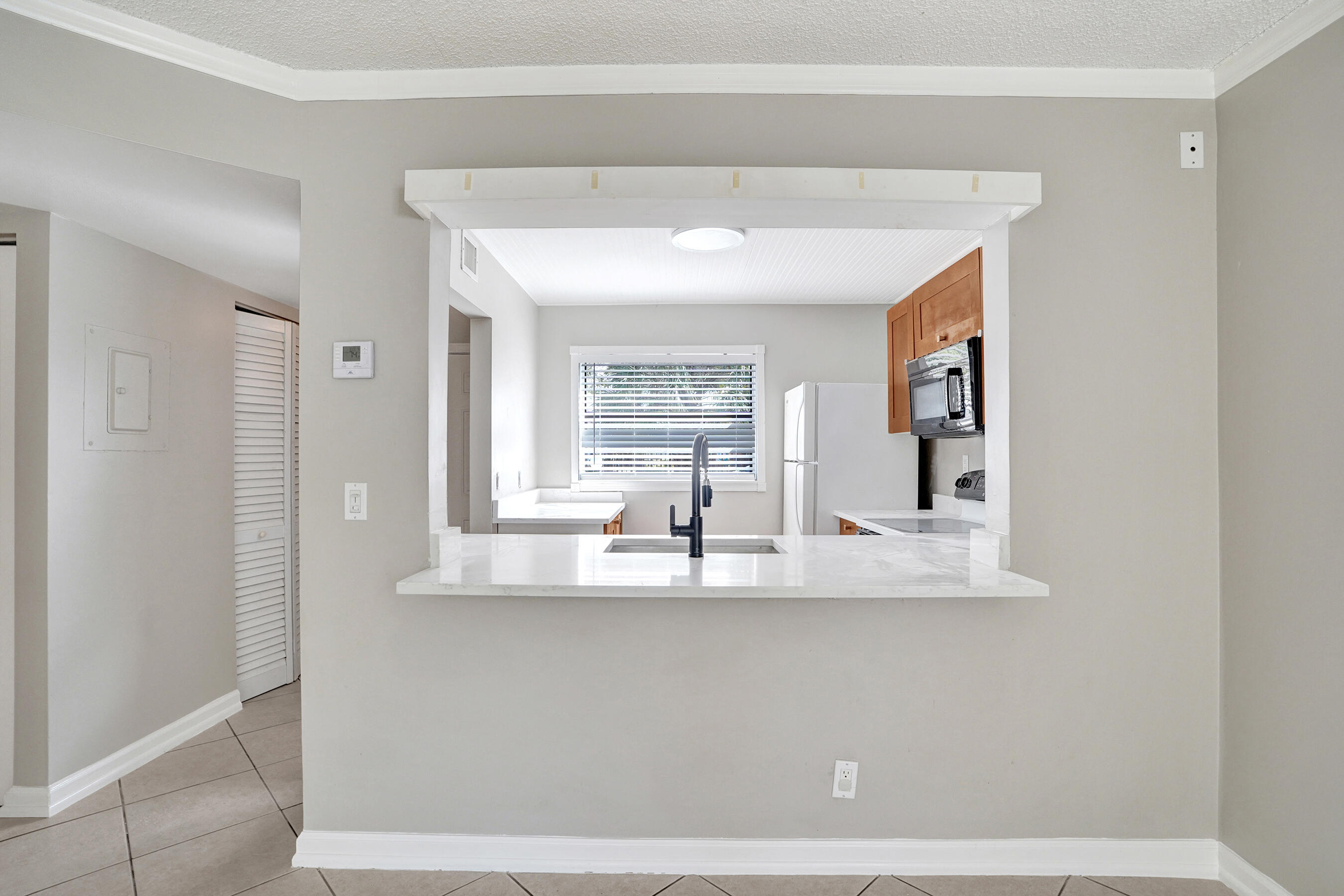 CORAL RUN CONDO - Residential Lease