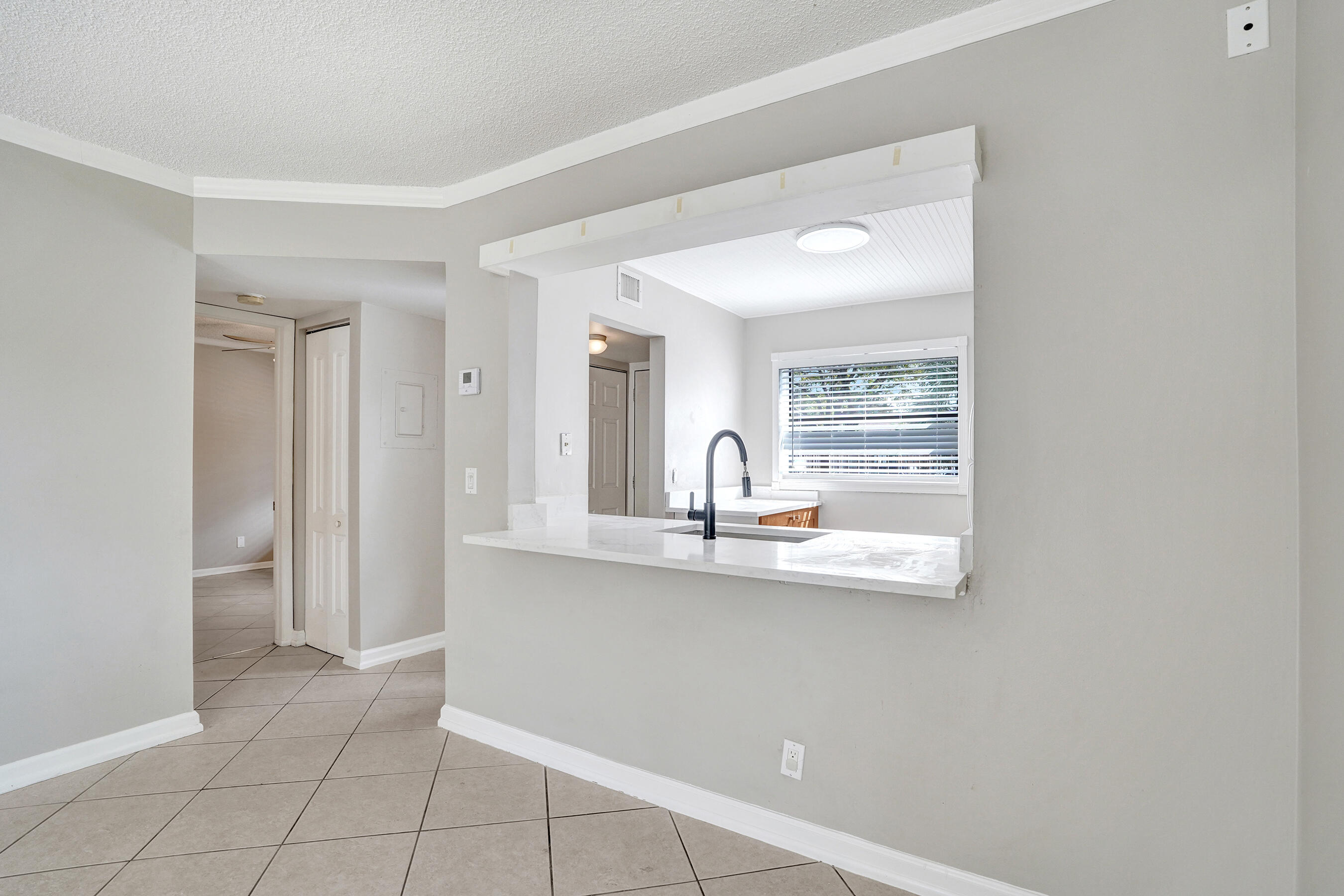 CORAL RUN CONDO - Residential Lease