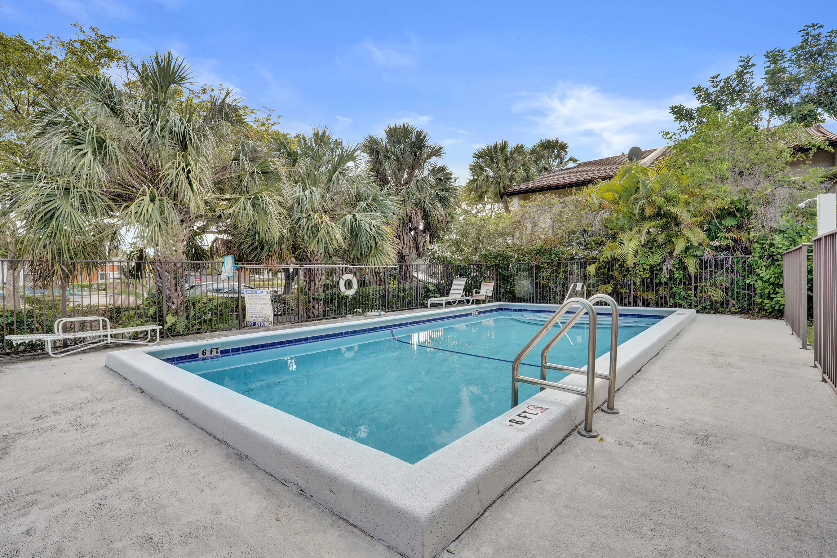 CORAL RUN CONDO - Residential Lease