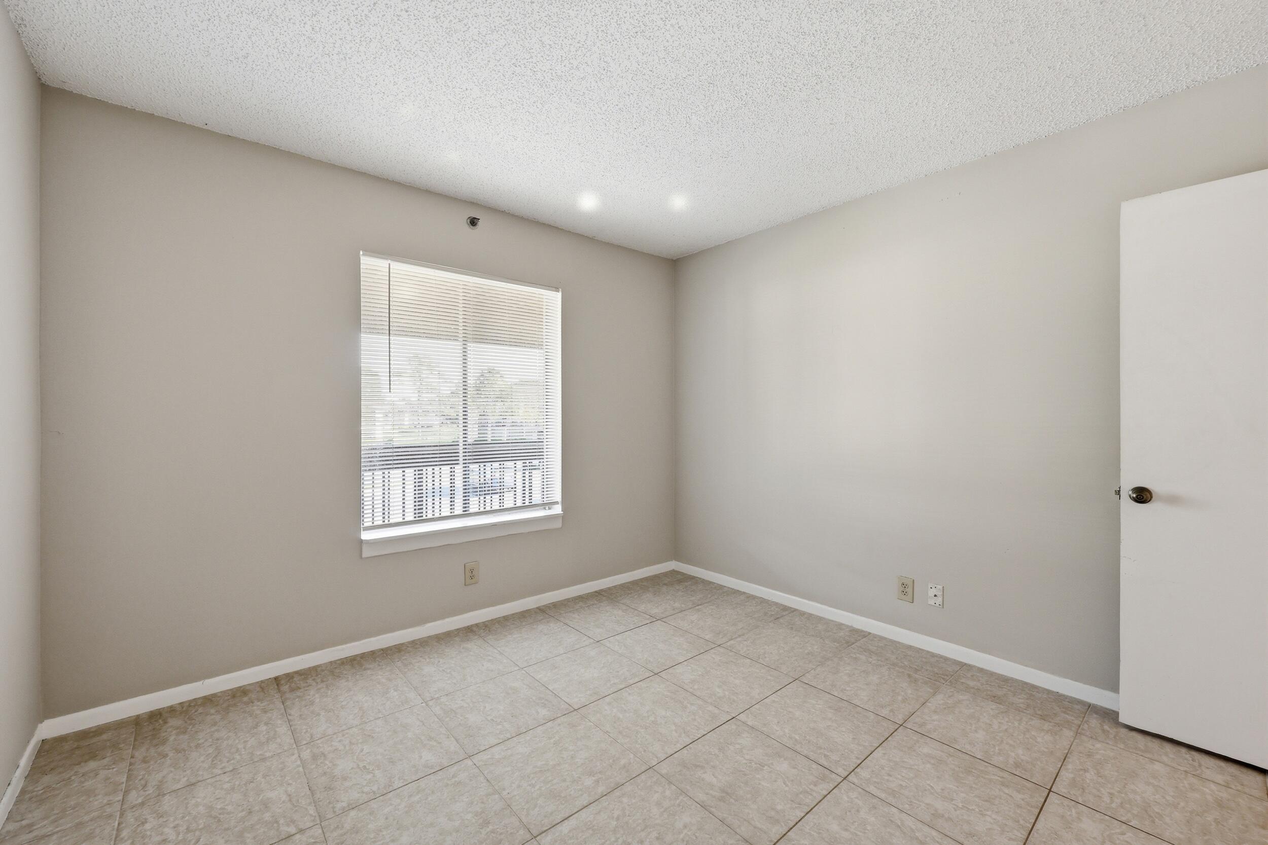 CHASEWOOD OF JUPITER CONDO - Residential