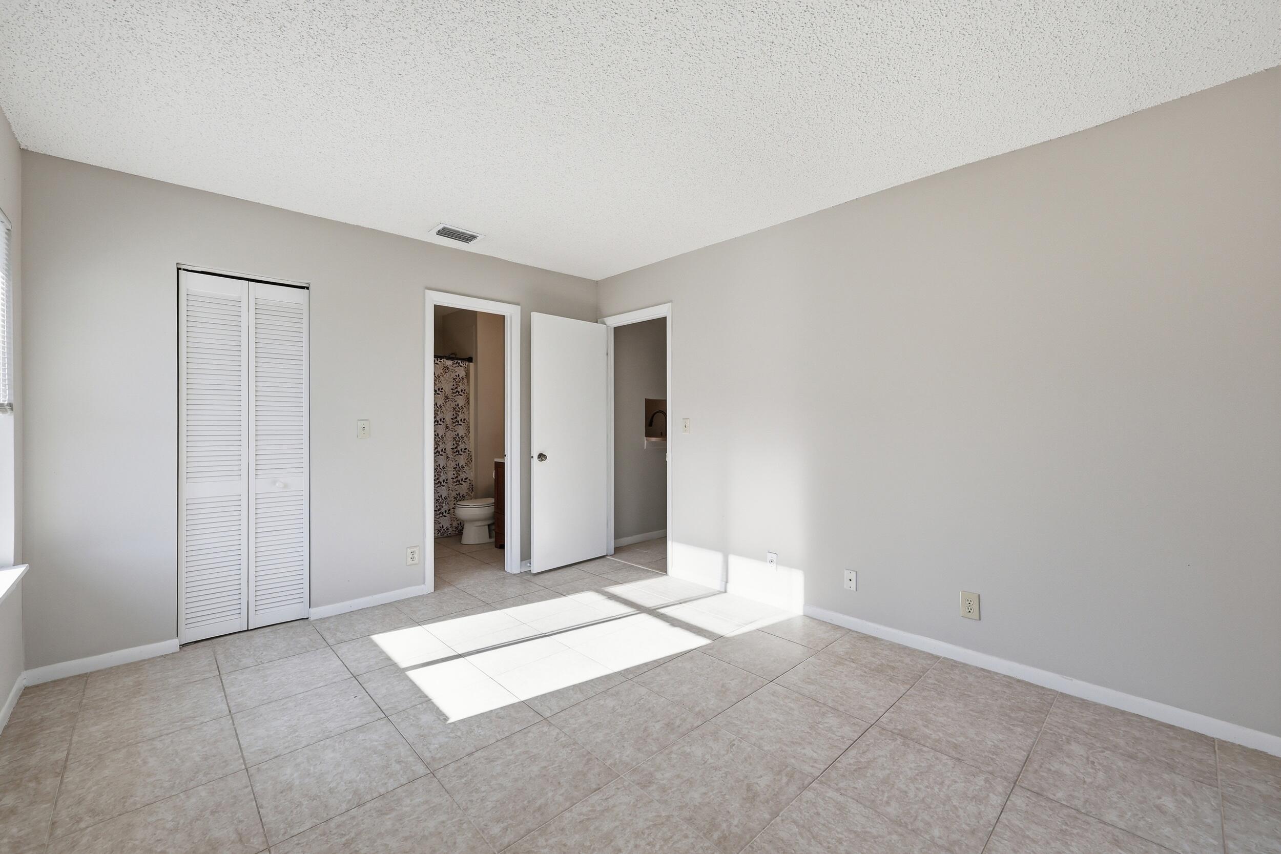 CHASEWOOD OF JUPITER CONDO - Residential